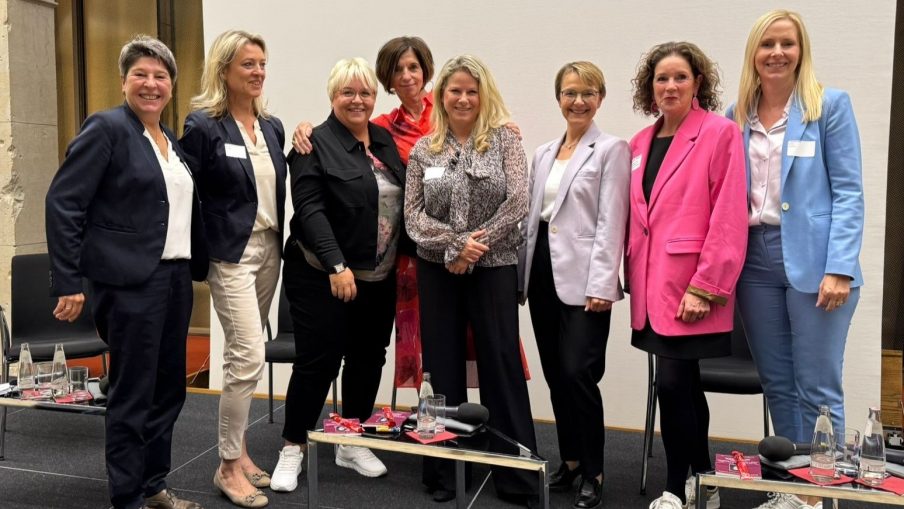 Runder Tisch: Frauen im Gesundheitswesen