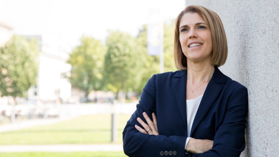 imes-icore leitet Nachfolge ein